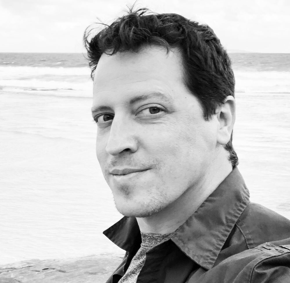 Andrew Mayne black and white headshot